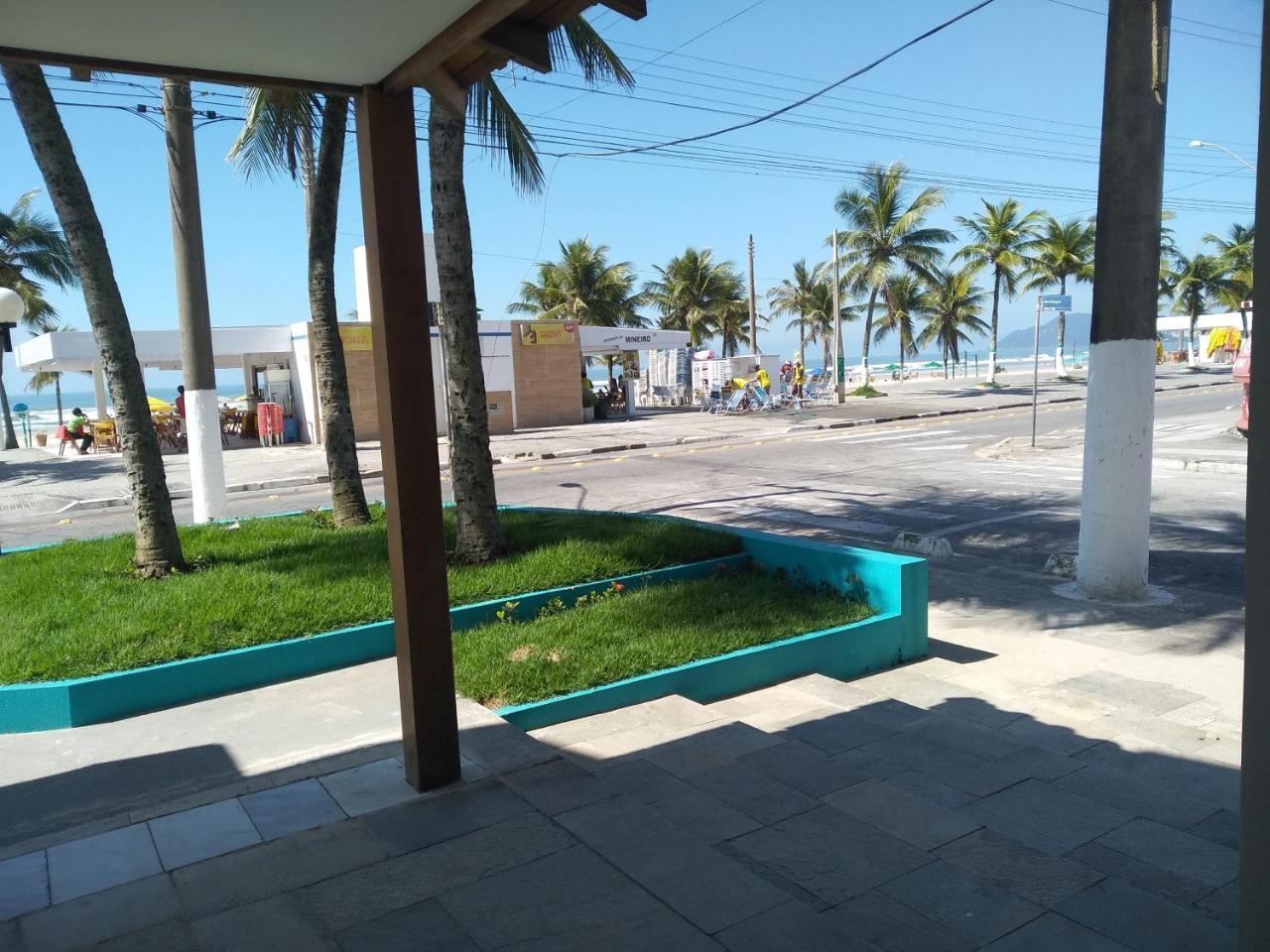 Santa Helena Pousada Guaruja Exterior photo